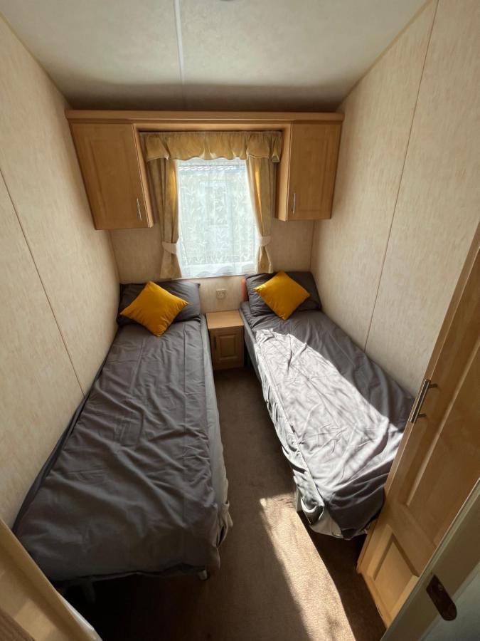 St Osyth Caravan Jaywick Sands Exterior foto